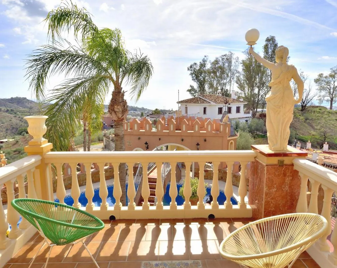 Villa Rural En Malaga Con Piscina Y Vistas Al Mar