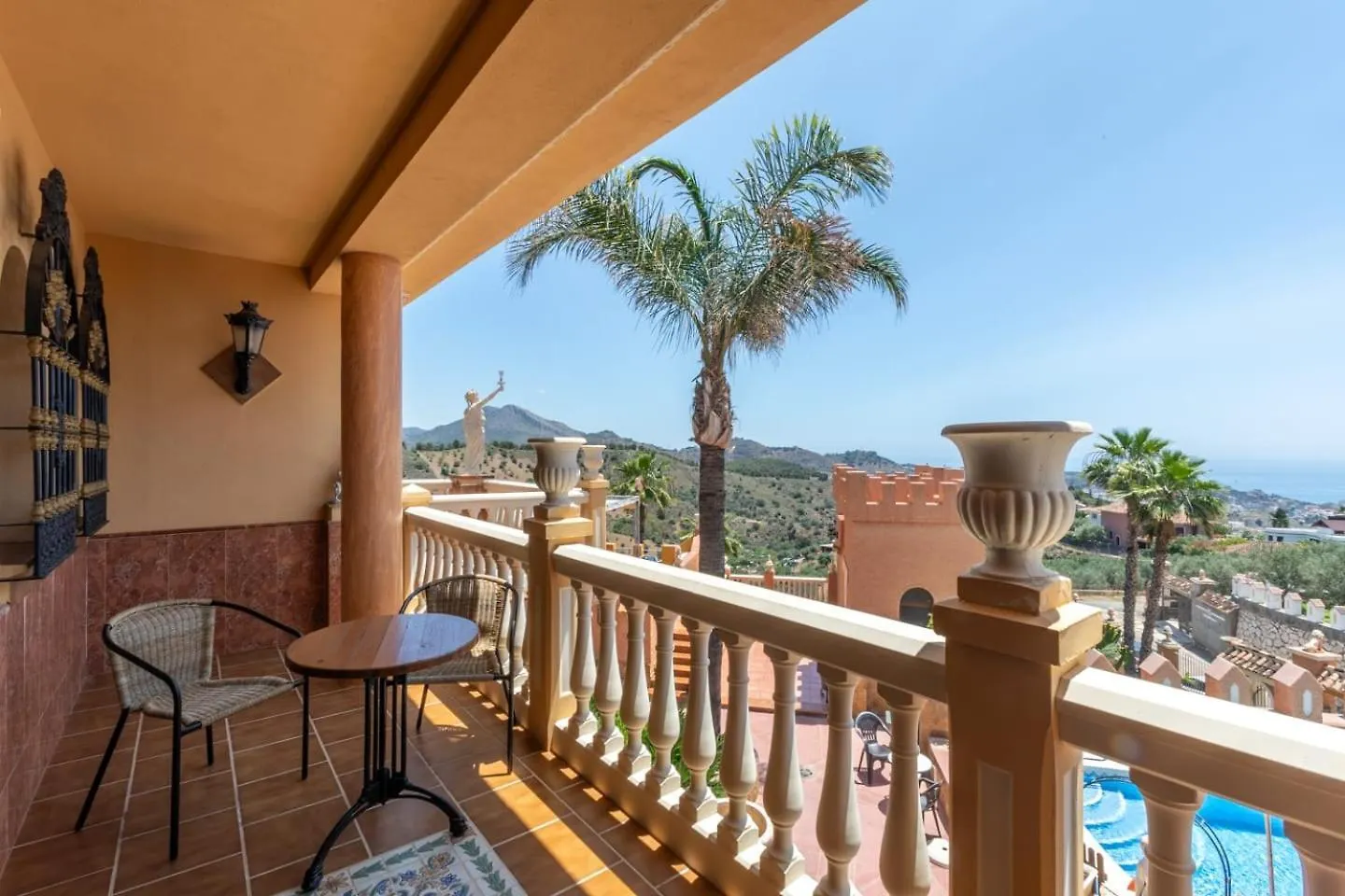 Villa Rural En Malaga Con Piscina Y Vistas Al Mar Spain