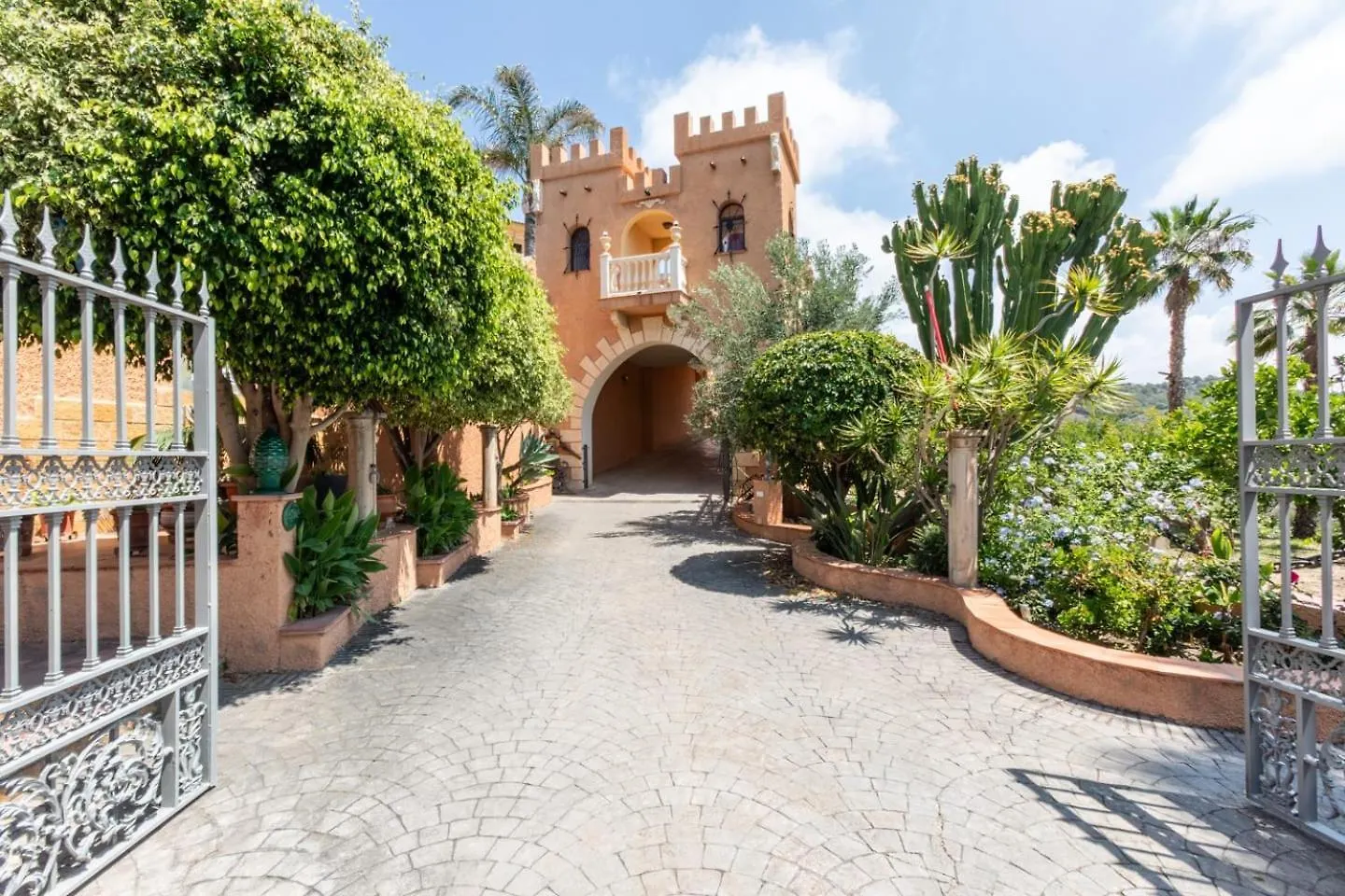 Villa Rural En Malaga Con Piscina Y Vistas Al Mar